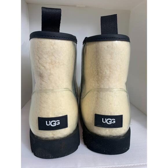 UGG Waterproof Ankle Boots – Mini II, Size 10, Cozy Sherpa Interior - Picture 3 of 8